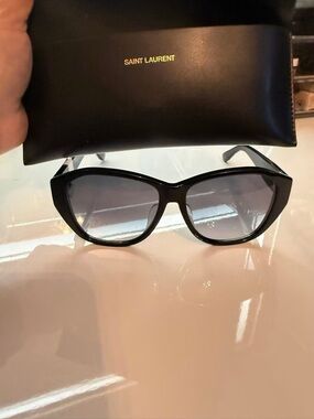 ✨ NWT Authentic Saint Laurent Black Cat-Eye Sunglasses ✨
